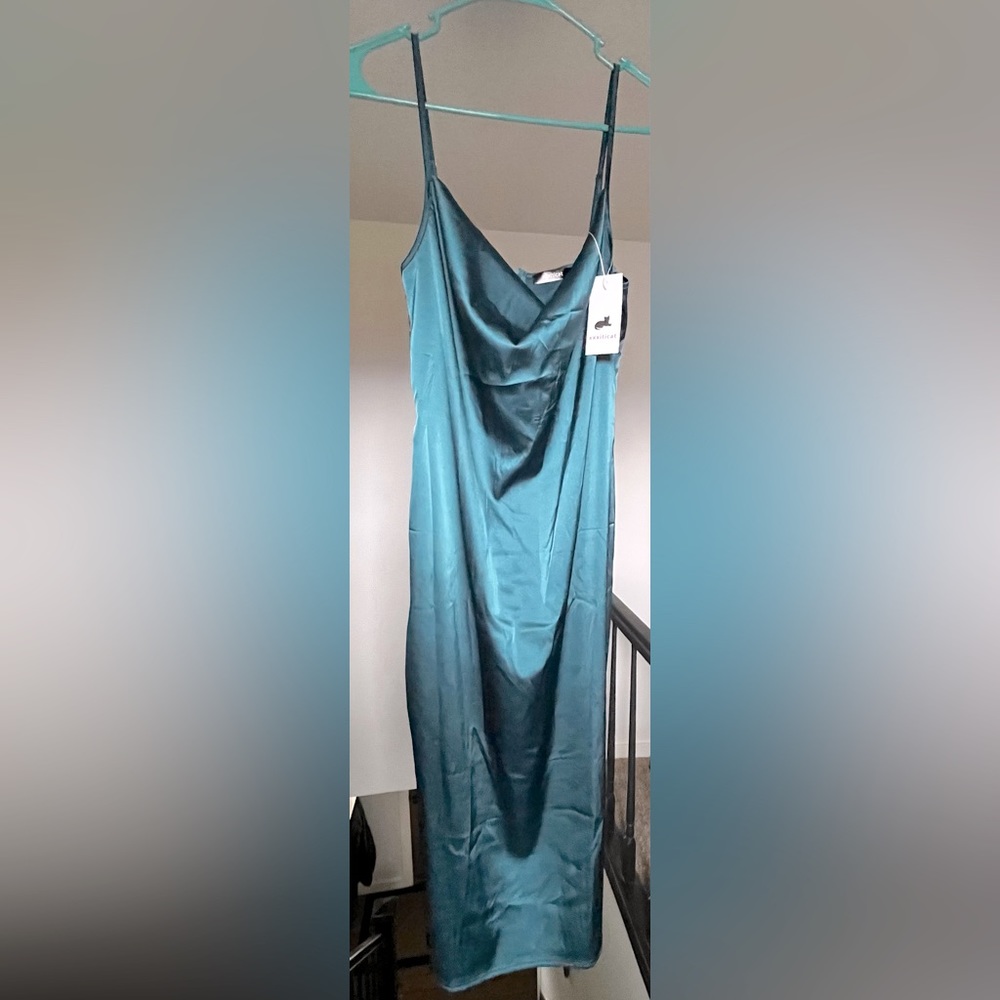 Xxxiticat(Amazon brand)long satin dress